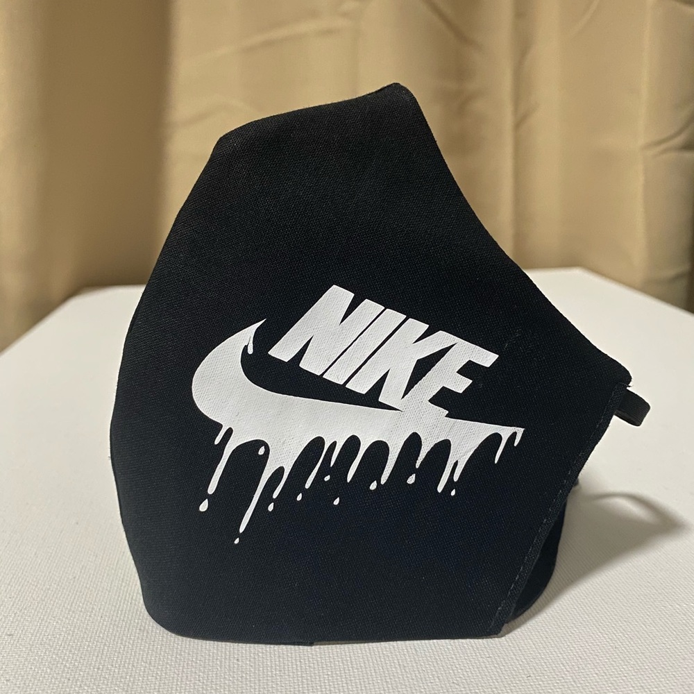 Handmadenike drip logo for adult